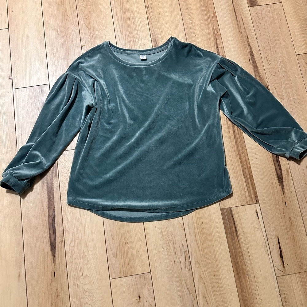 Old Navy Shirt